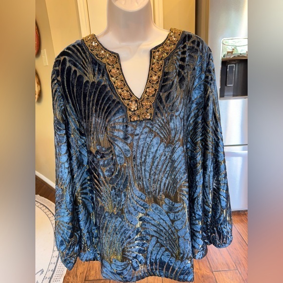 Soft Surroundings Tops - Soft Surroundings Adrienne Embroidered Velvet Tunic